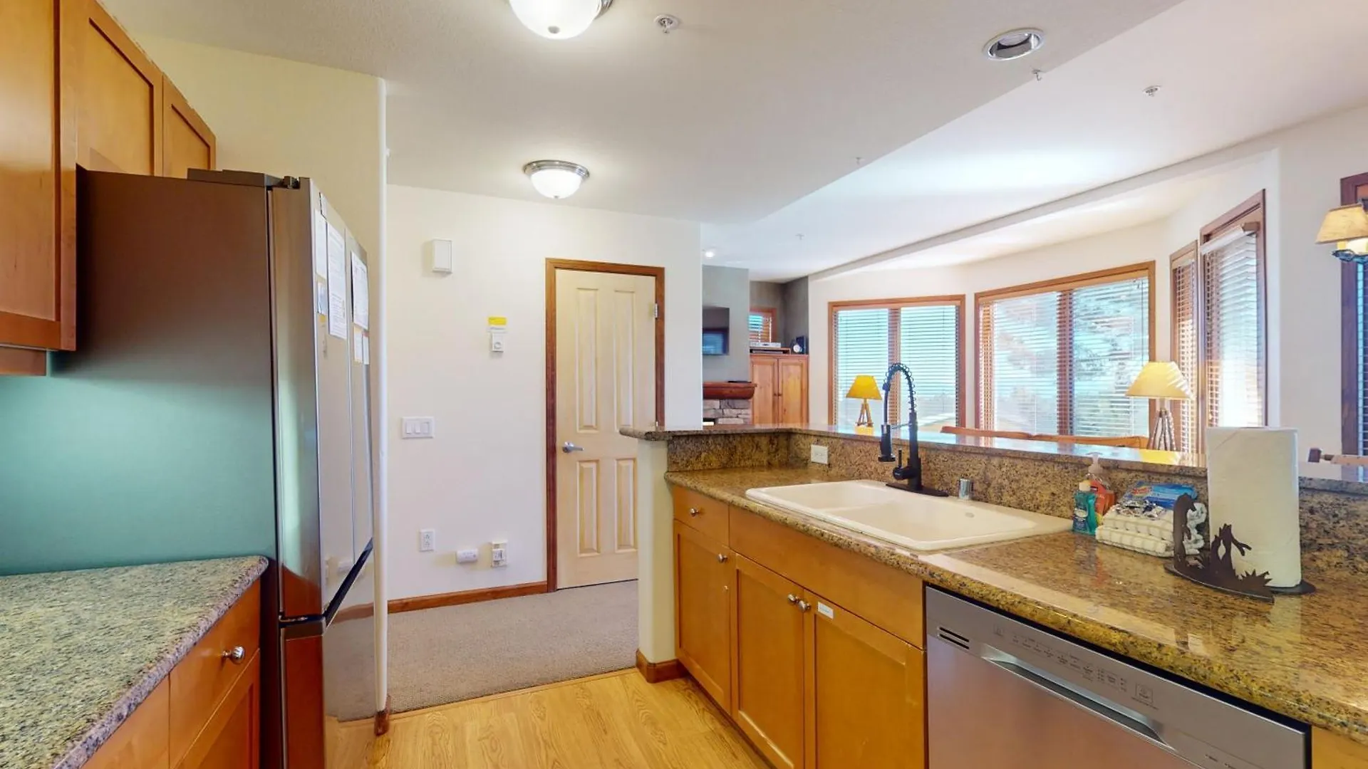 Eagle Run 107 Apartment Mammoth Lakes 0*,