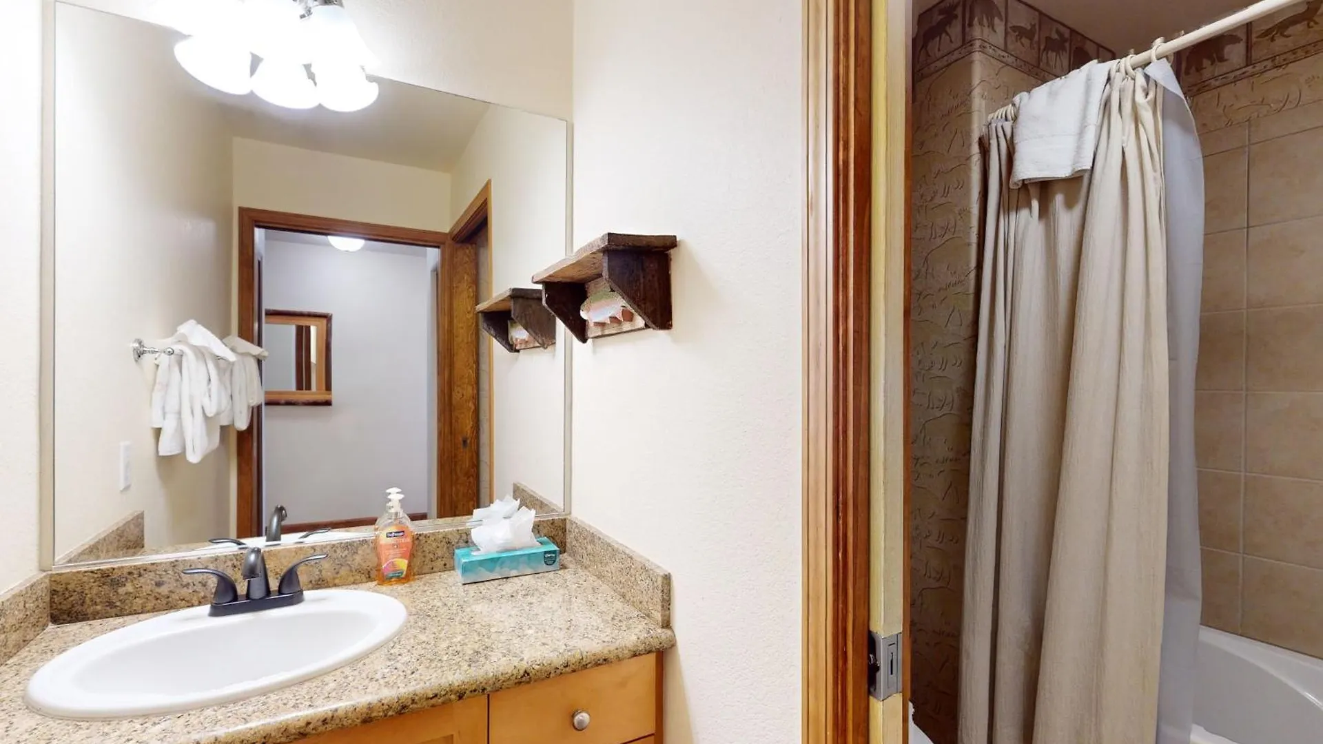 Eagle Run 107 Apartment Mammoth Lakes